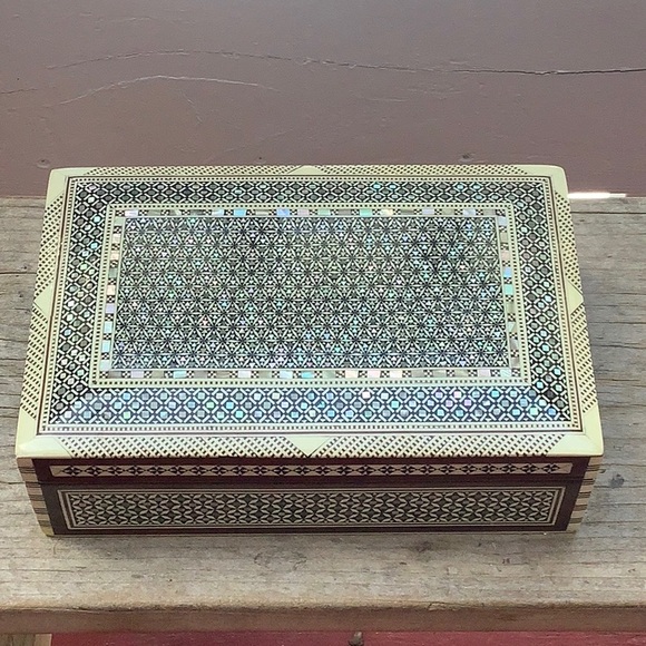 Egyptian Mother of Pearl Inlay Box